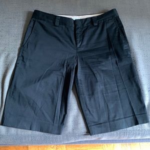 Banana Republic black walking shorts ca. 2010 size 12Long